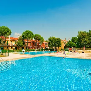 villaggio-michelangelo-bibione-30020.hotelinveneto.com/